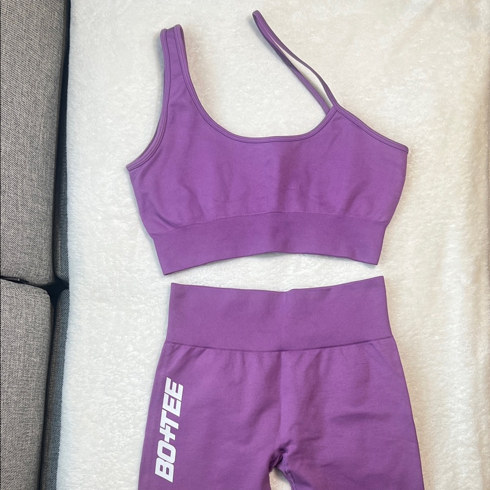 Purple BO+TEE Sports Bra and Leggings Set